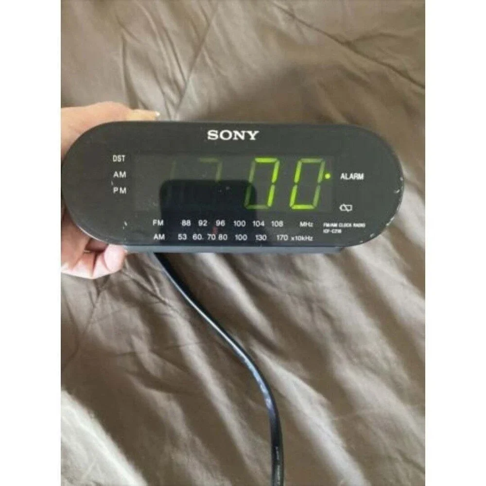 Alarm Clock Radio Sony Dream Machine ICF-C218 AM FM Tested Working